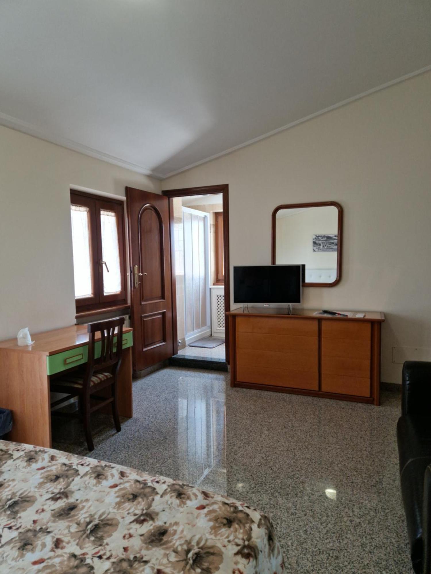 Castelbarco House B Hotell Roma Eksteriør bilde